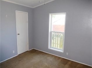 4911 Pine St, Seabrook, TX 77586