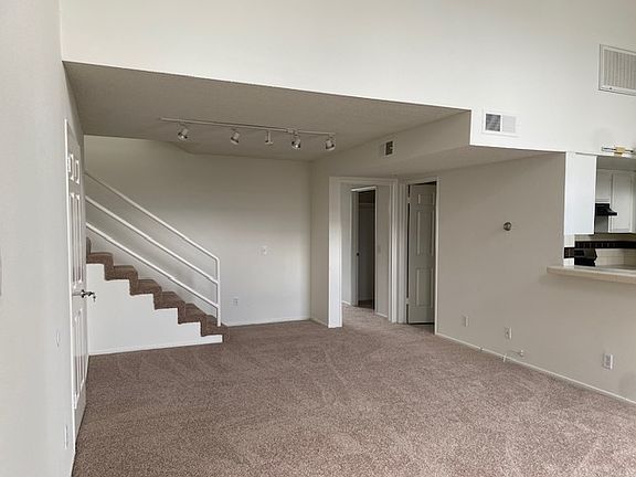 4th image of 11900 Goshen Ave APT 203