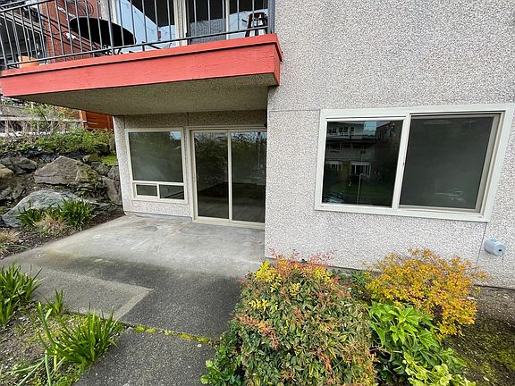 5th image of 2210 Yale Ave E APT 102