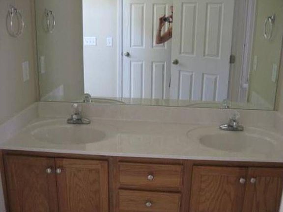 Master Bath-double sinks