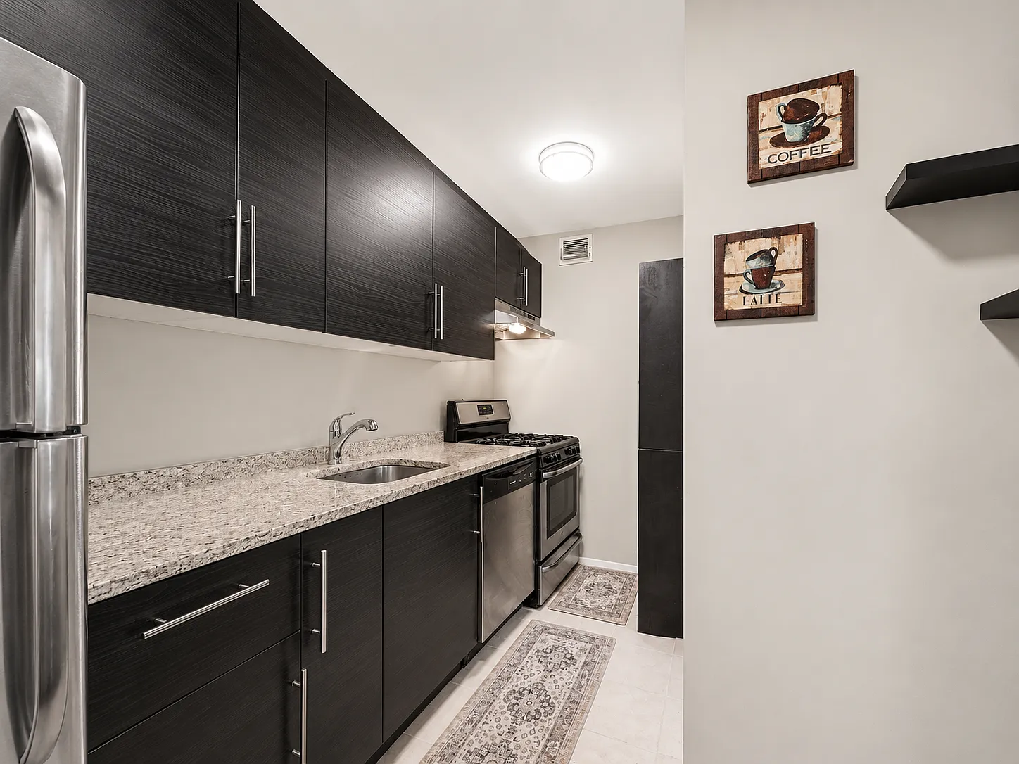 2 bed, 869 sqft, $2,500 — Photo 4