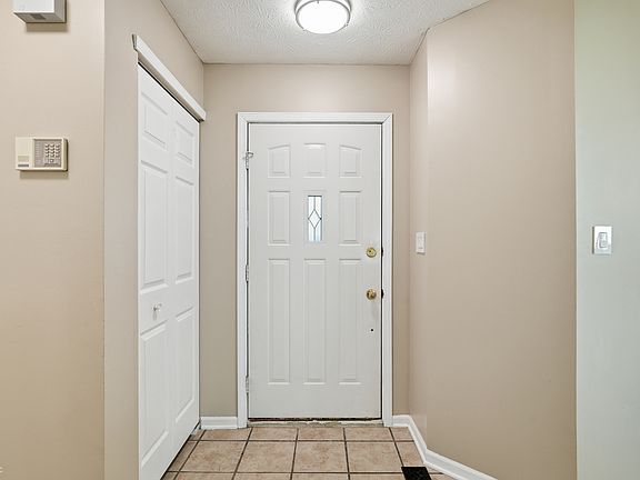 5th image of 8889 White Fir Dr