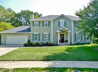 201 W Aspen Way, Peoria, IL 61614