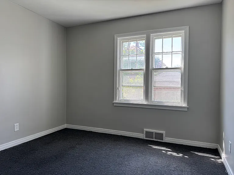 1449 Ferry Ave — Photo 3