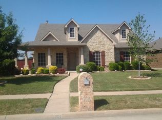 201 Timbershade Dr, Red Oak, TX 75154