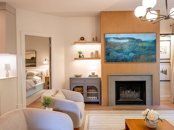 3rd image of 4365 Northlands Blvd #203