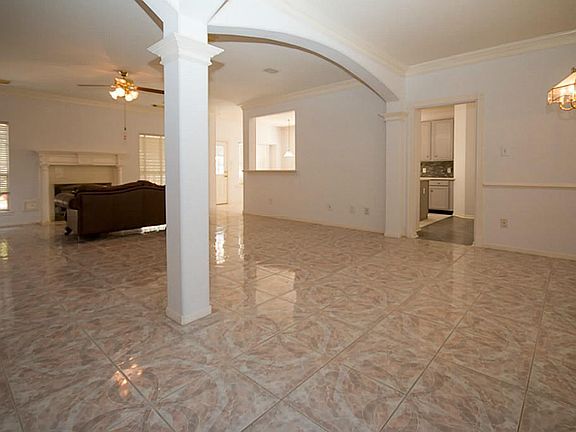 2nd image of 14850 Armitage Ln
