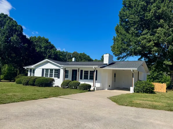 3939 Lewiston Rd, Summerfield, NC 27358