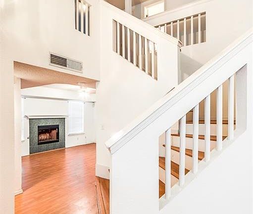 4th image of 4994 Round Rock Dr