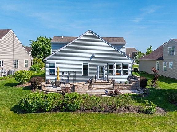 5th image of 840 Colchester Dr