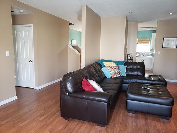 2nd image of 129 Heather Stone Way