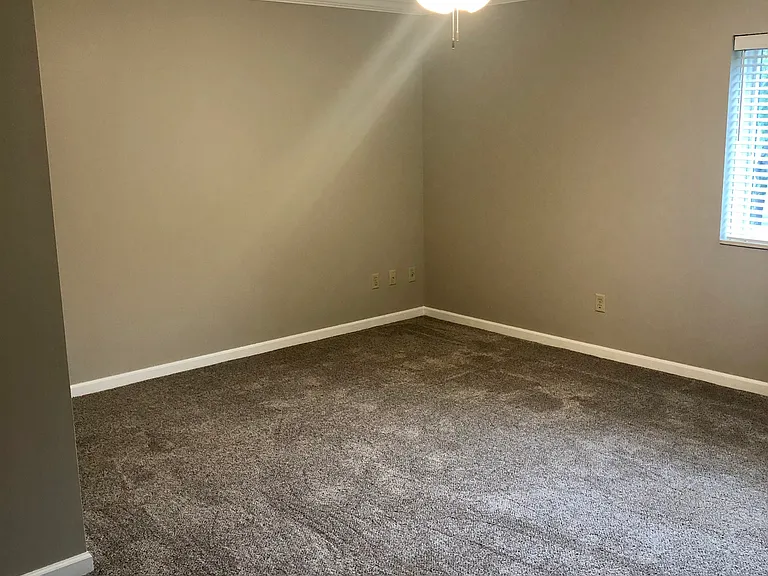 1500 Lincoln Tower Cir #201 — Photo 4