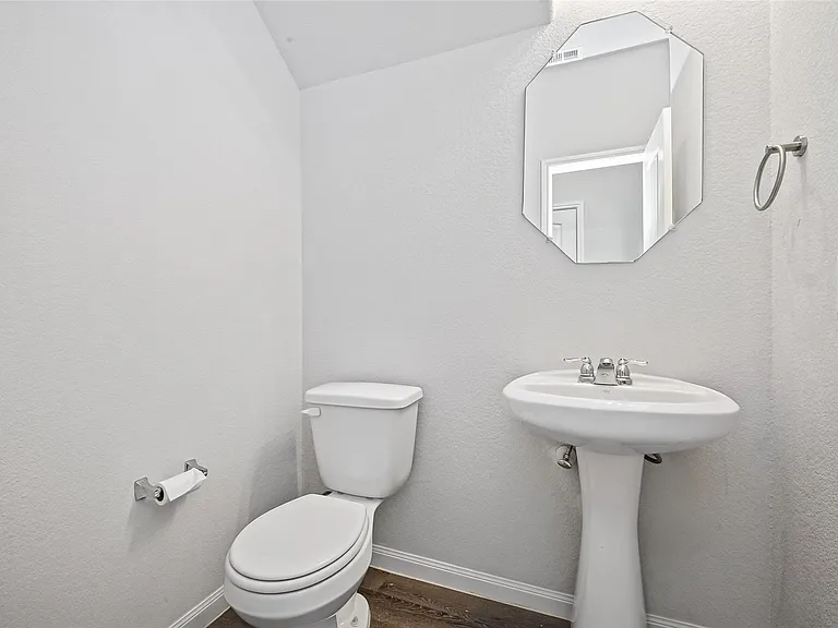4818 Blue Jacaranda Way — Photo 14