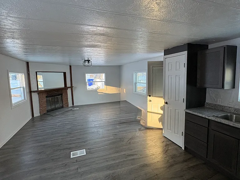 2713 Jefferson Ct — Photo 27