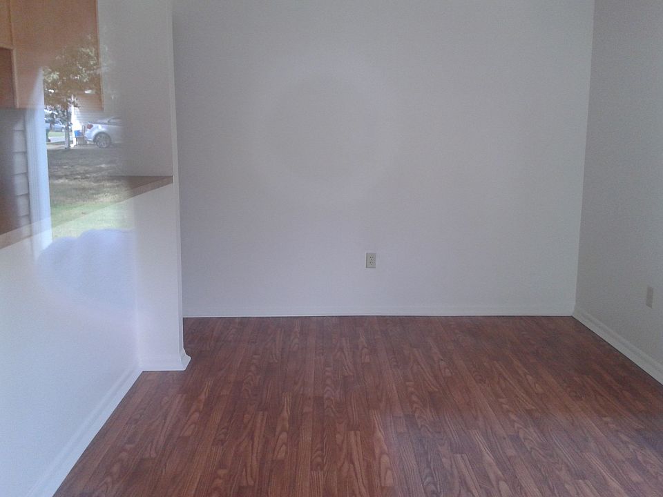 2nd image of 107 Oklahoma Ave