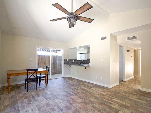 5th image of 3033 N 39th St Unit 10