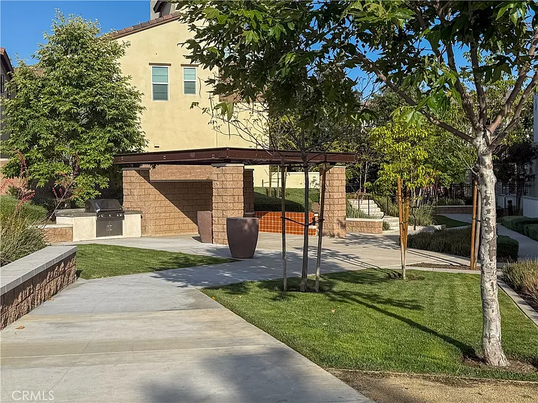 9513 Retreat Pl — Photo 45