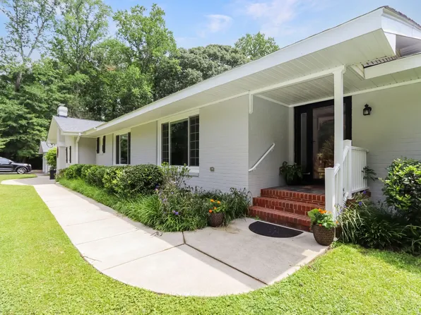 908 Calthrop Neck Rd, Yorktown, VA 23693