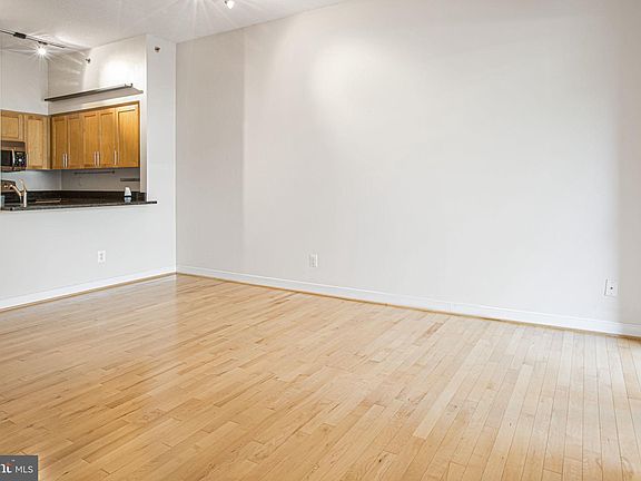5th image of 7500 Woodmont Ave #S210