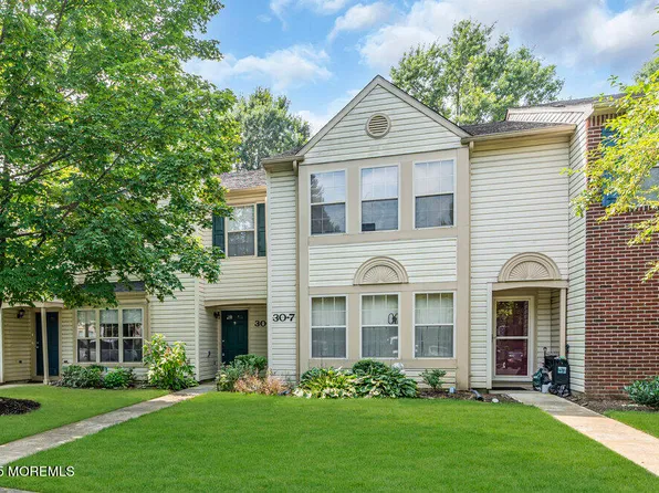 30-6 Remington Drive, Freehold, NJ 07728