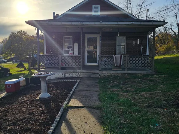 204 East St, Oakland, MD 21550