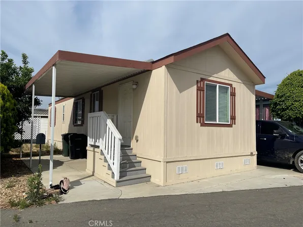 84 Happy St, Santa Paula, CA 93060