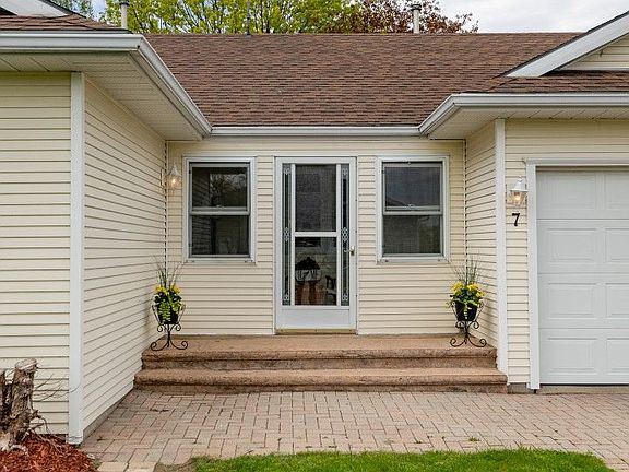 4th image of 7 Cretney Dr