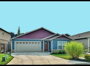 2335 Finch Ln, Medford, OR