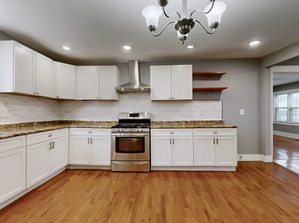 419 Woods Ave N, Lewisburg, TN 37091