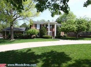 2320 Bretigne Dr, Lincoln, NE 68512