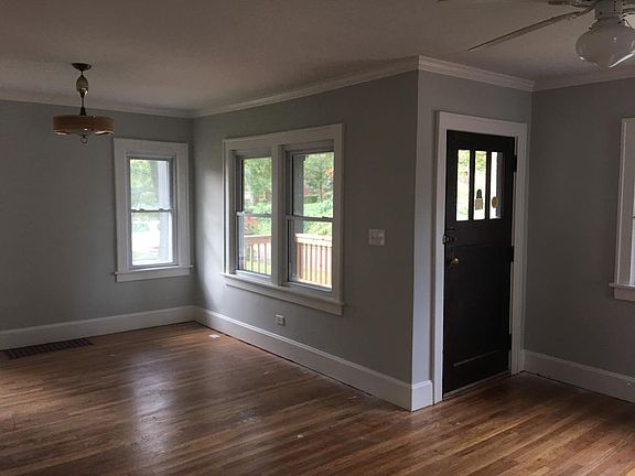 4th image of 3533 Wyoming St