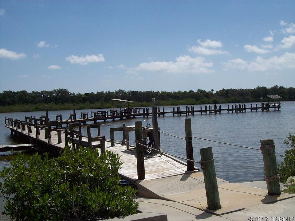 2nd image of 151 N Indian River Dr