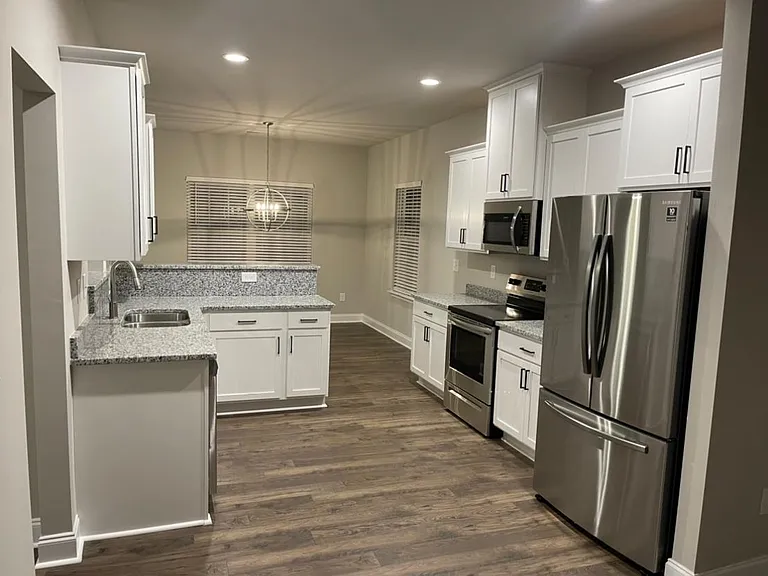 211 Rosewood Cir #211 — Photo 5