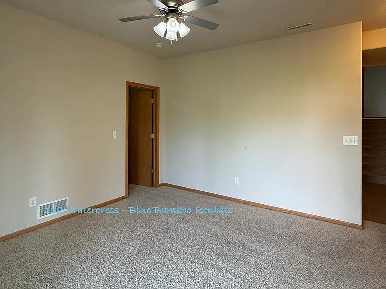 132 Watercress Rd — Photo 8