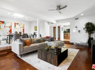 3552 Stonehill Pl, Sherman Oaks, CA 91423