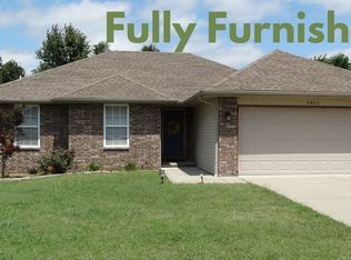 2843 W Setting Sun Dr, Springfield, MO 65807