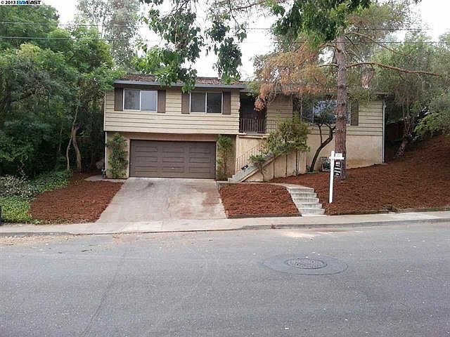 1st image of 625 Oak Cir