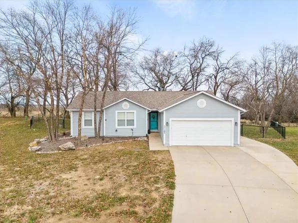 17103 Jennifer St, Gardner, KS 66030