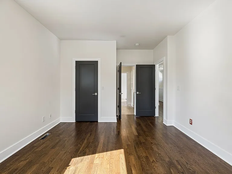 2320 Dalebrook Ct — Photo 12