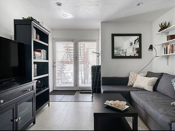 4th image of 214 N. Main St. #12