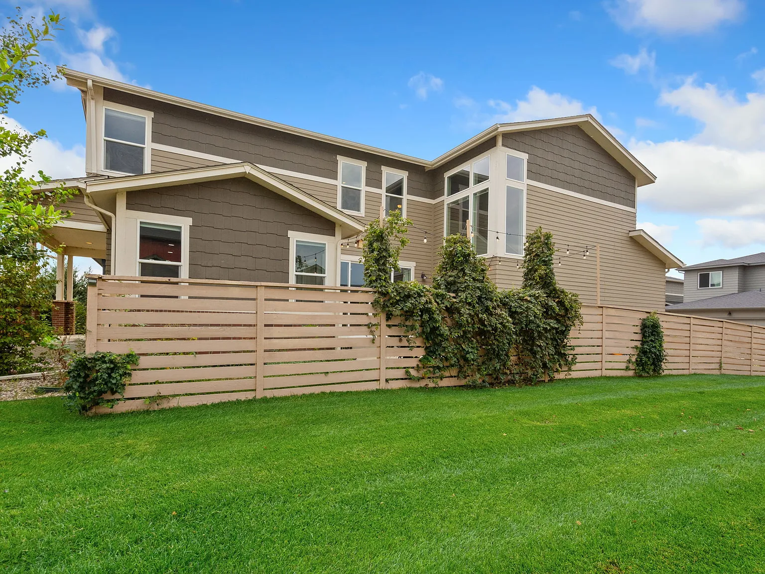 3 bed, 3018 sqft, $3,000 — Photo 3