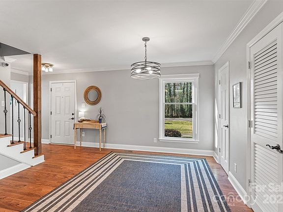 4th image of 2238 Olewoods Dr