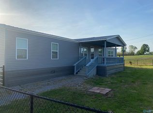 535 Gene Burns Rd, Boaz, AL 35956