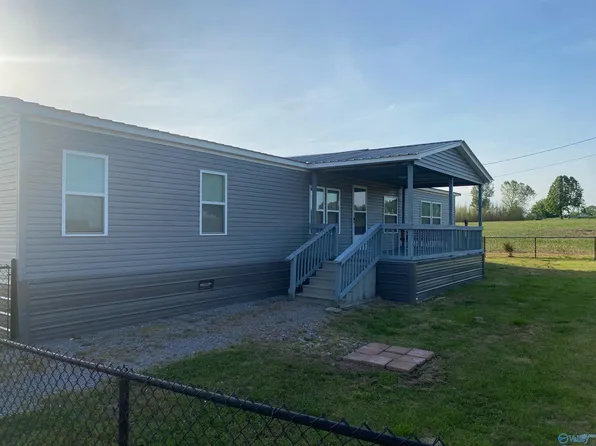 535 Gene Burns Rd, Boaz, AL 35956