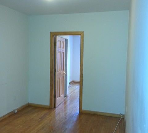 5th image of 1586 York Ave #14