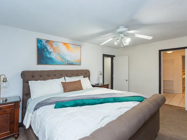 610 W Hermosa Dr — Photo 24