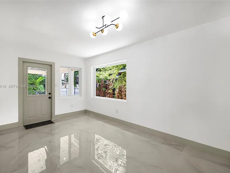 5410 SW 2nd St — Photo 34