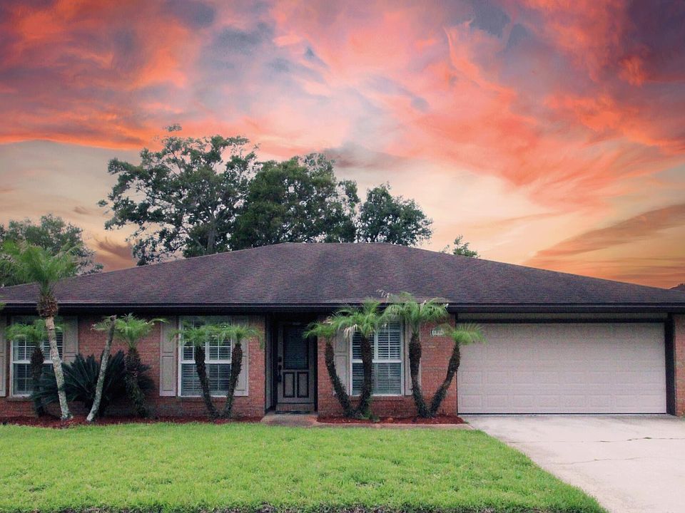 1st image of 1594 POINT PARK Drive E