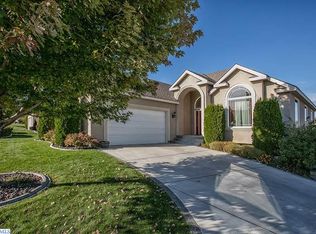 8802 W 6th Ave, Kennewick, WA 99336