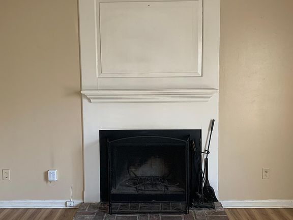5th image of 715 S Valentine St